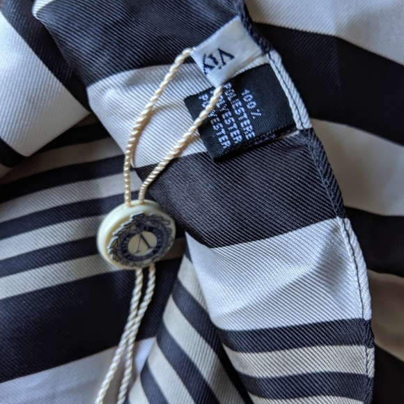 Viyella scarf - Picture 3 of 3